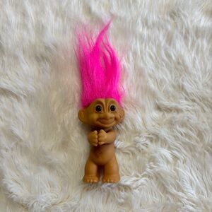 Vintage Russ Collectible Troll Doll with Hot Pink Hair Kiss On Cheek 3" Tall